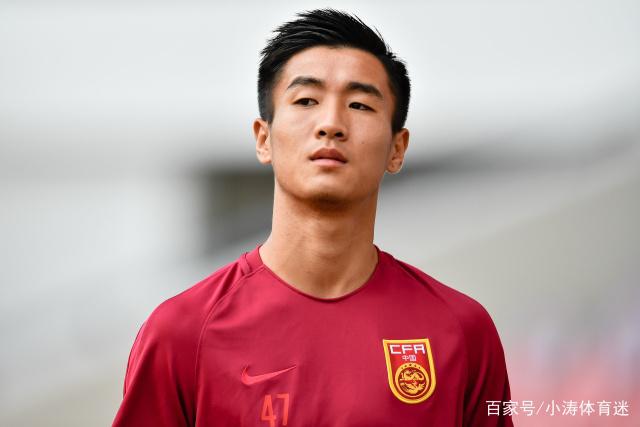 王嘉尔凌晨发文更新健康情况，提到将再次检查身体